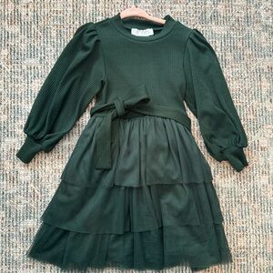 Ivy City Co Girls Forest green puff sleeve dress 3T